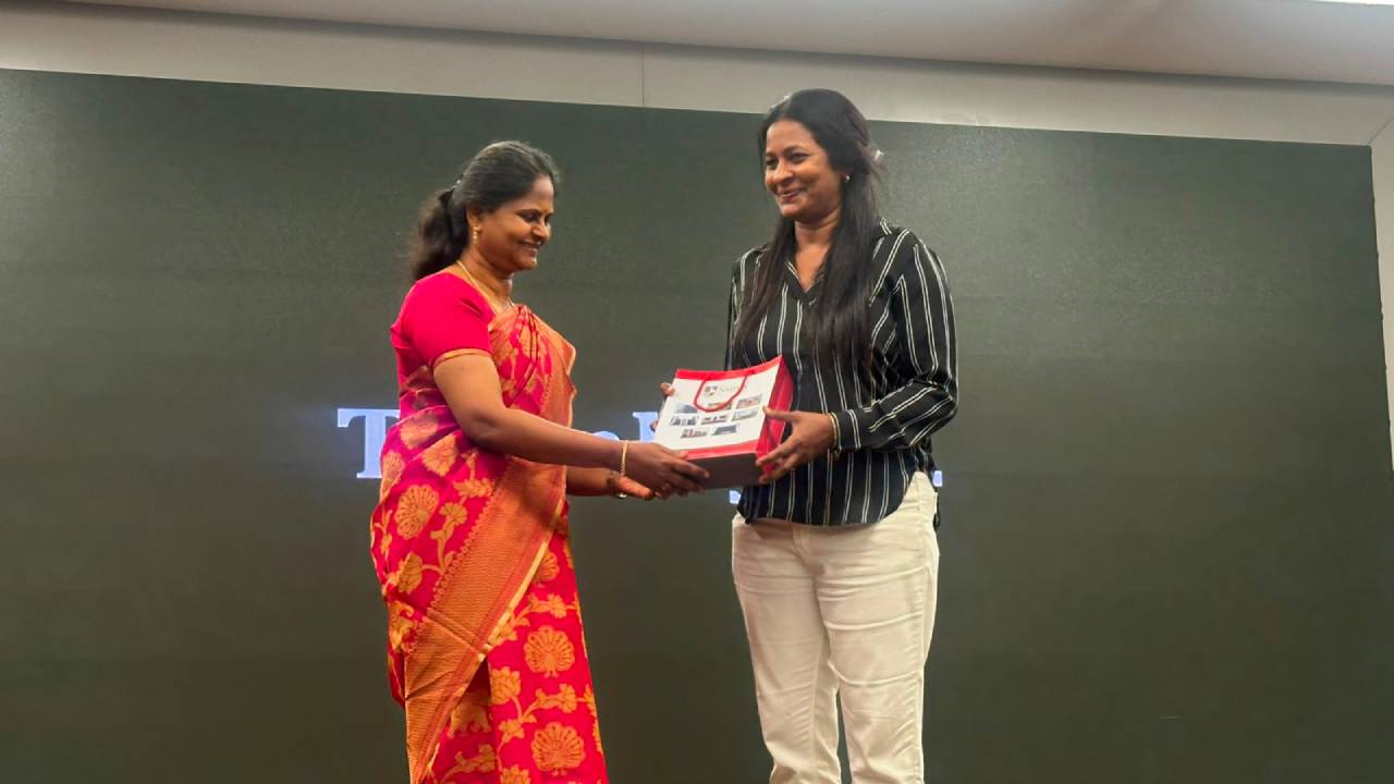 award-3